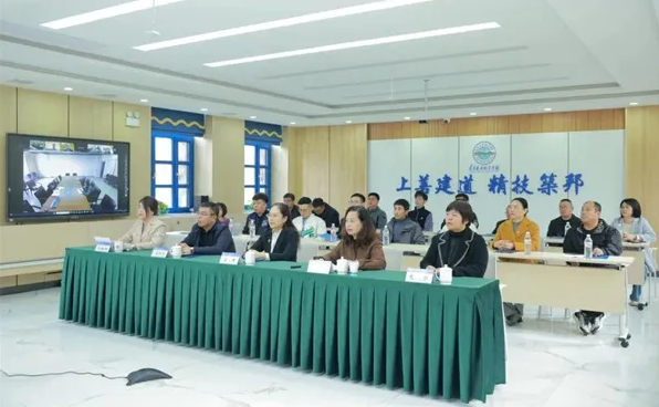 “墨子工坊”开班仪式｜由辽宁建筑职业学院、菲律宾伊洛伊洛大学、亚龙智能装备集团共建“智能制造产业‘墨子工坊’”顺利举行开班仪式！